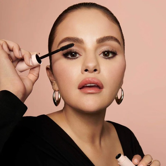 Rare Beauty Perfect Strokes Universal Volumizing Mascara. NEW IN BOX. - Picture 6 of 13